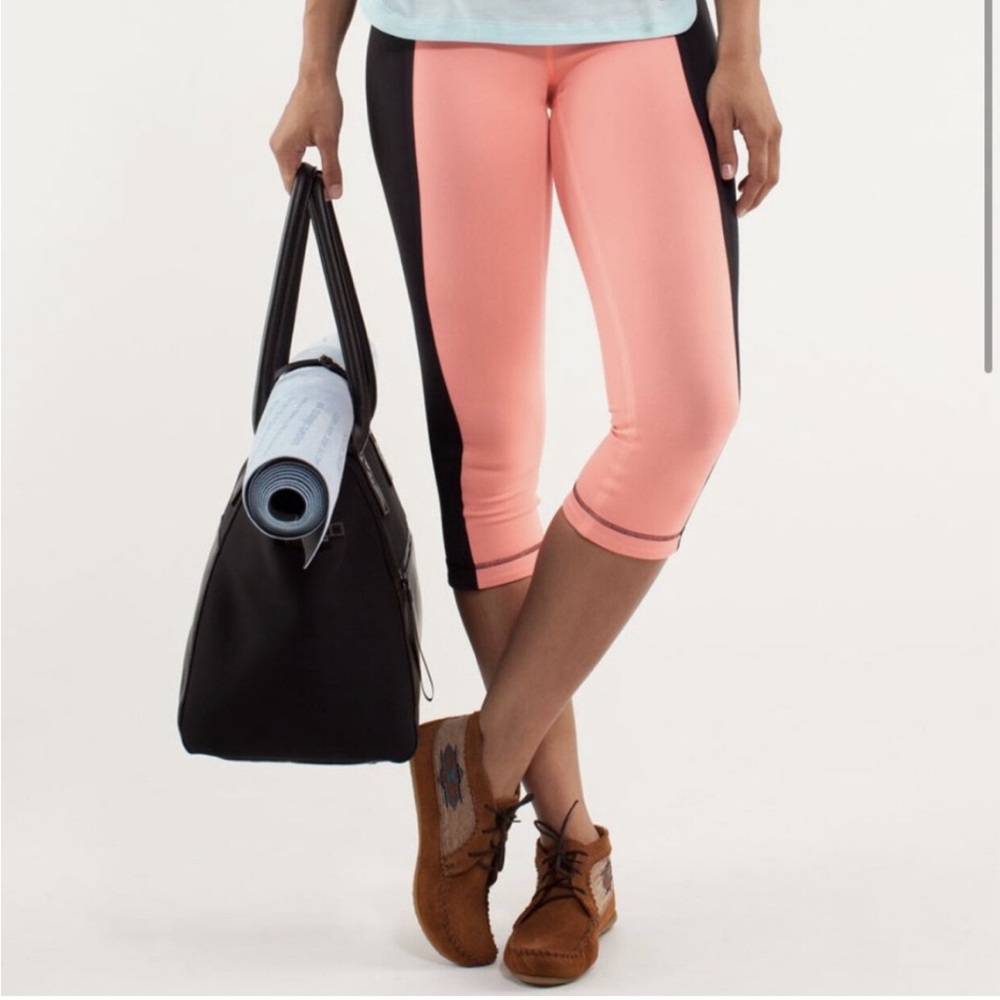 Lululemon wonder under capri leggings 4